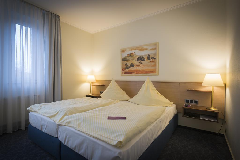 Hotel Luecke Rheine Bagian luar foto