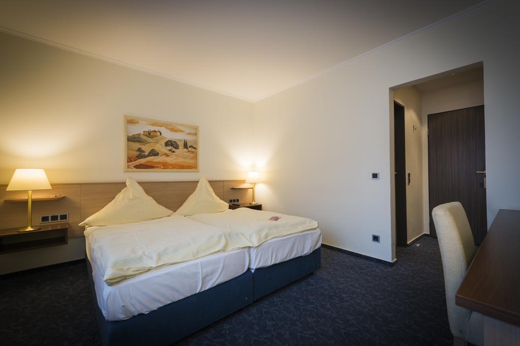 Hotel Luecke Rheine Bagian luar foto